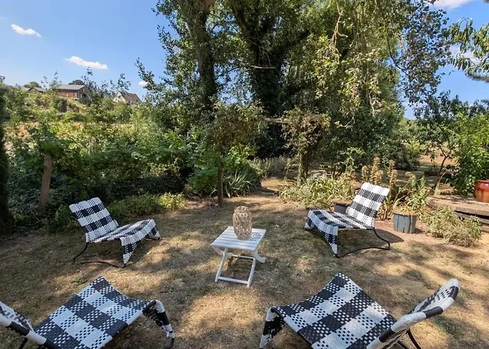 Le De L'ile Du Buzet Ferienhaus *